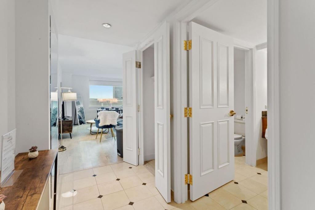 Beachfront 2Br 3Ba Condo By Cozysuites Atlantic City Bagian luar foto