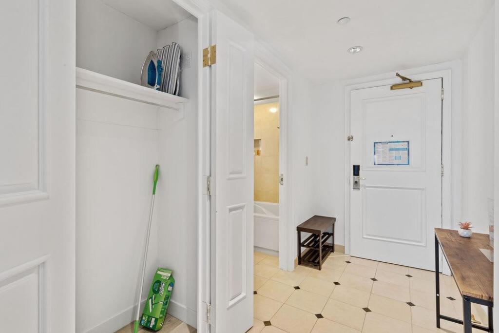 Beachfront 2Br 3Ba Condo By Cozysuites Atlantic City Bagian luar foto