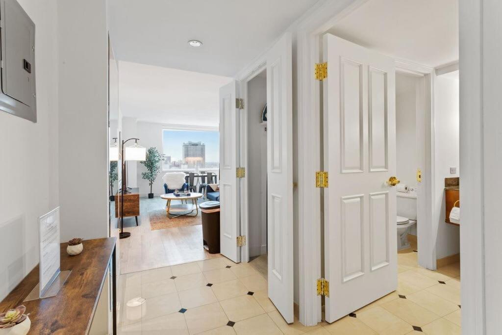 Beachfront 2Br 3Ba Condo By Cozysuites Atlantic City Bagian luar foto