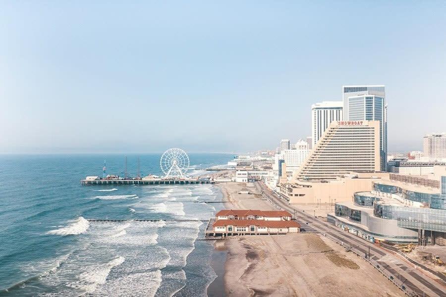 Beachfront 2Br 3Ba Condo By Cozysuites Atlantic City Bagian luar foto